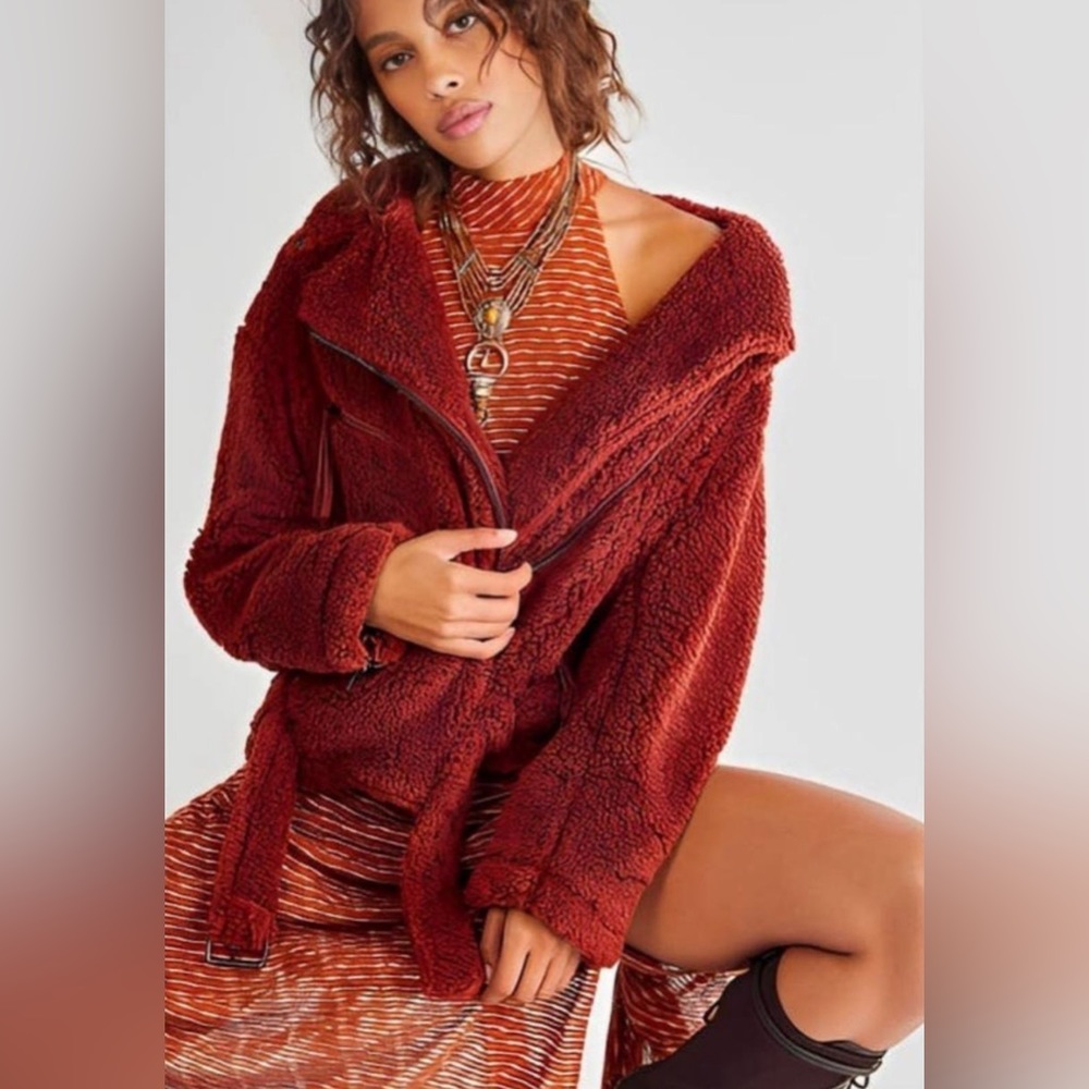 Free People So Cozy Slouchy Fleece Moto Jacket in Spiced Brandy, Medium